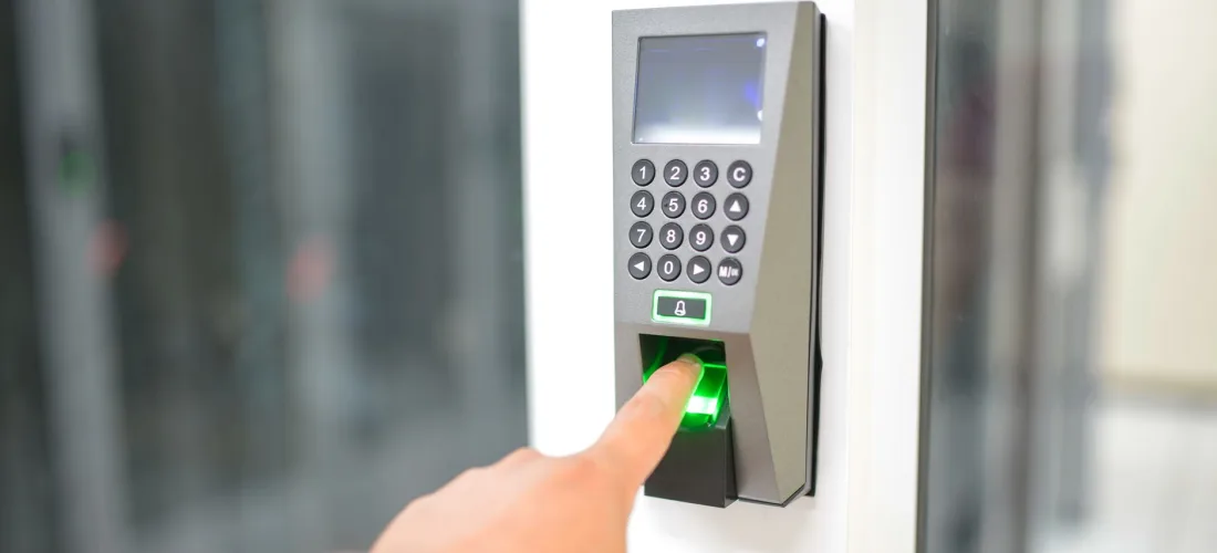 Lo que conviene revisar antes de instalar relojes biométricos en una empresa - Recursos Humanos
