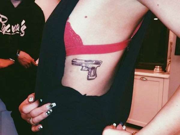 Nuevo tatuaje de la hermana menor de Kim Kardashian
