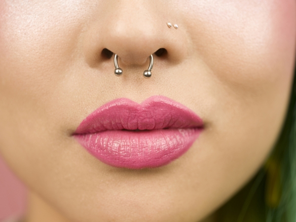 Infecci&oacute;n piercing en la nariz