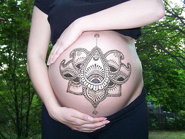 Tatuajes en embarazadas &iquest;Est&aacute; permitido?