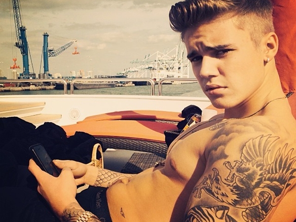Descubre 6 tatuajes de Justin Bieber