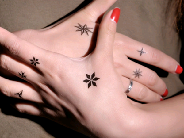 5 formas de remover tatuajes temporales