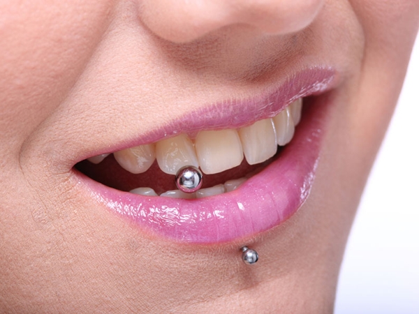 &iquest;Qu&eacute; son los piercing banana y c&oacute;mo se limpian las joyas?