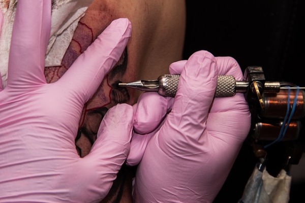 &iquest;Verdadero o falso? 4 mitos sobre tatuajes