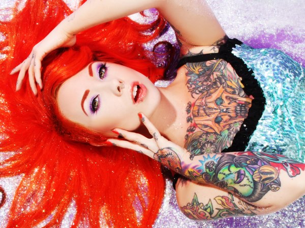 De la piel a la televisi&oacute;n: mujeres tatuadoras