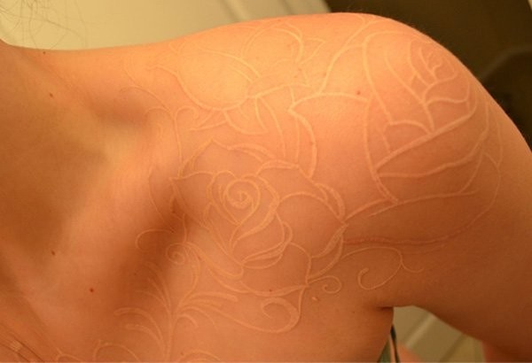 Ventajas y desventajas de los tatuajes con tinta blanca