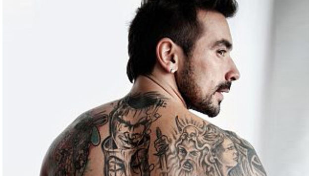Significado de los tatuajes de Ezequiel Lavezzi