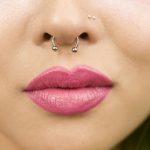 Infección piercing en la nariz. (tatuajex.com) Todos los derechos reservados.