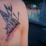 Tatuar sobre pecas, lunares y cicatrices. (tatuajex.com) Todos los derechos reservados.