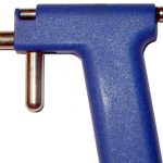 ¿Quieres hacerte un piercing? 4 motivos para no usar una pistola perforadora. (tatuajex.com) Todos los derechos reservados.