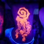 ¿Debo o no debo hacerme un tatuaje ultravioleta?. (tatuajex.com) Todos los derechos reservados.