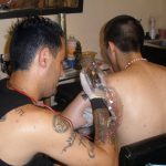 Trucos para ahorrar dinero y  hacerte un tatuaje. (tatuajex.com) Todos los derechos reservados.