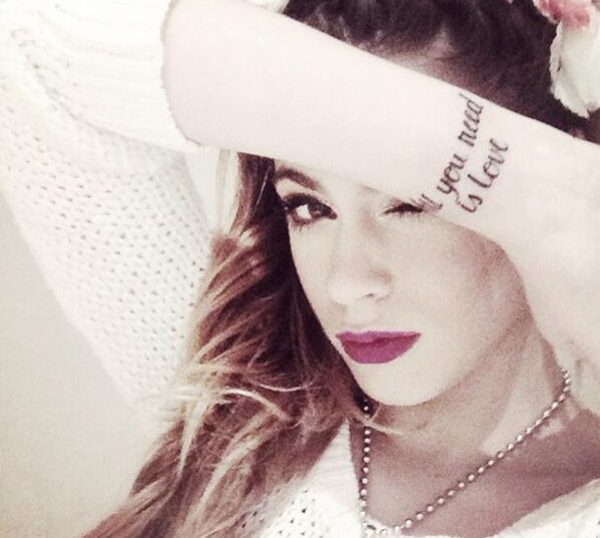 tatuaje-martina-stoessel