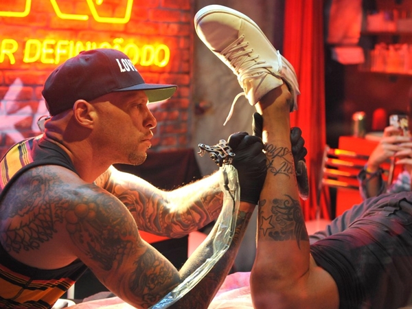 Ami James (ami-james.com), todos los derechos reservados.